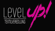 pink weises logo der levelup textilveredlung gmbh
